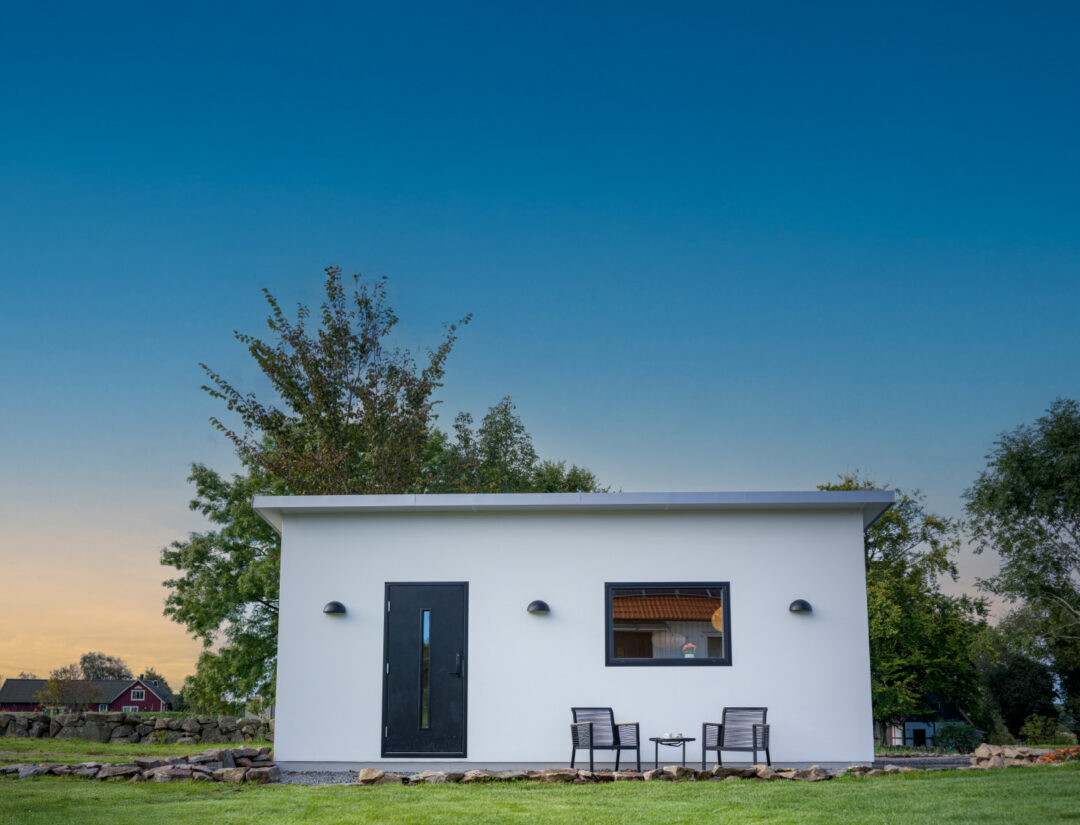 Bygg ditt Attefallshus med Novasip sandwichpaneler. Monterat på 1-2 dagar.